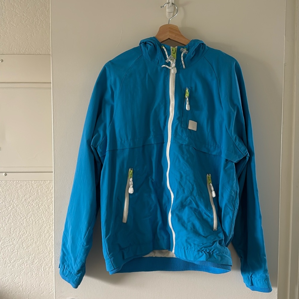 BUFFALO David Bitton Jacket Large Blue Curaçao Full Zip Long Sleeve 100% Nylon.